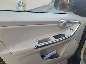 Vând Volvo xc60  - imagine 7