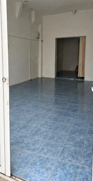 Spațiu comercial de închiriat central Severin  - imagine 4