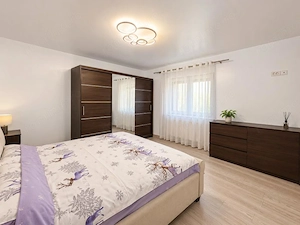 Casă individuală | Pe Colt | Teren 340 mp | 2 corpuri | Voluntari - imagine 5