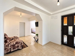 Casă individuală | Pe Colt | Teren 340 mp | 2 corpuri | Voluntari - imagine 7