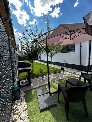 Casa moderna de vanzare, Isalnita,90MP util + 30MP doua terase,curte spatioasa, panouri fotovoltaice - imagine 4