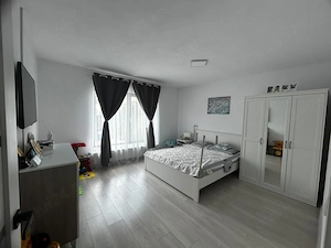 Casa moderna de vanzare, Isalnita,90MP util + 30MP doua terase,curte spatioasa, panouri fotovoltaice - imagine 9