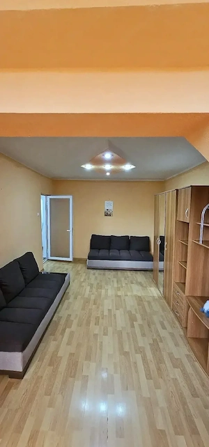 Închiriez apartament 2 camere  - imagine 2