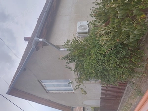 Casă cu mansardă de vânzare,în Husasău de Criș la 13 km.de Oradea și la 3 km. de Podgoria