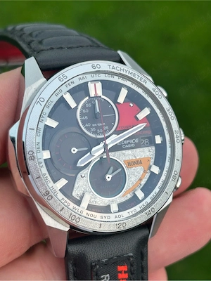 Ceas Casio Edifice Eqw-a2000hr-1aer Honda Racing limited edition