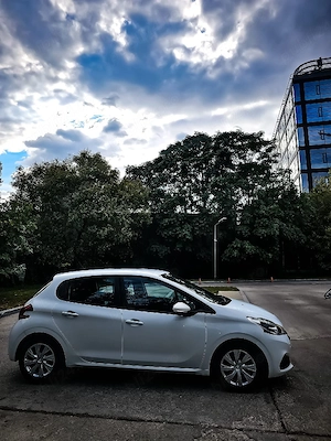 Peugeot 208 | 2015 | 1.2 Benzină (82 CP) | Euro 6 | 168.433 km | Ro - imagine 2