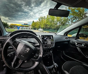 Peugeot 208 | 2015 | 1.2 Benzină (82 CP) | Euro 6 | 168.433 km | Ro - imagine 5