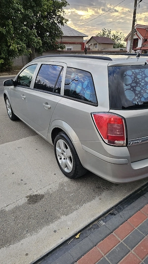 Vând Opel Astra H 1.7 CDTI 101 cp 6 trepte 2007 - imagine 6