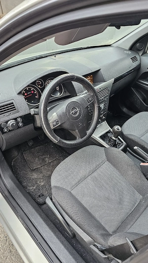 Vând Opel Astra H 1.7 CDTI 101 cp 6 trepte 2007 - imagine 10