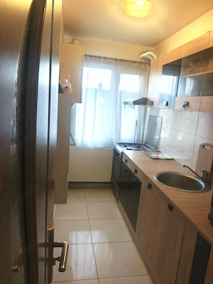 Apartament mobilat si utilat modern - imagine 4