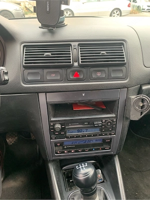 Vând VW Golf 4 Combi, an 2004, 1.9 TDI (101 CP) - imagine 3