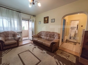Apartament cu 3 camere, 90 mp, zona 14 Mai - imagine 3