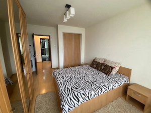apartament 2 camere, zona centrală  - imagine 3