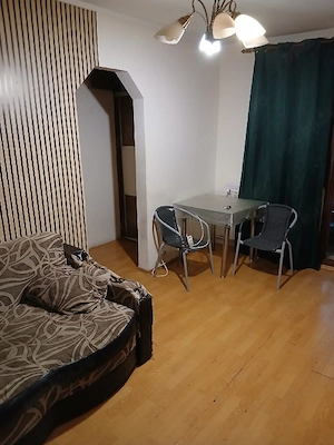 Inchiriez apartament 3 camere - imagine 2