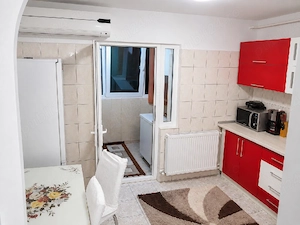 inchiriez apartament 3 camere  - imagine 3