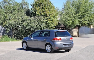 VW Golf 6 1.4TSI MATCH Navigatie ÎncălzireScaune Bluethoot DubluClima SenzoriParcare Euro5  - imagine 6
