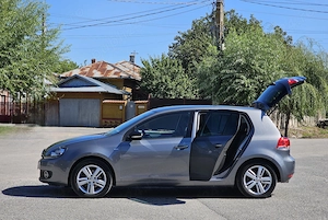 VW Golf 6 1.4TSI MATCH Navigatie ÎncălzireScaune Bluethoot DubluClima SenzoriParcare Euro5  - imagine 2