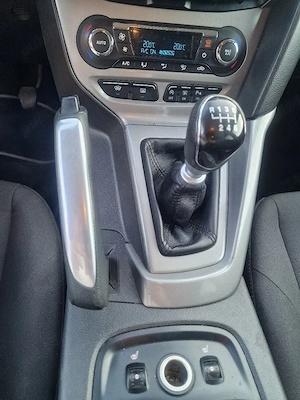 Ford Focus 1.0 benzina ecoboost  - imagine 3