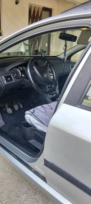 Vând Peugeot 307SW 