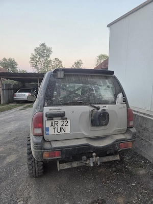 dezmembrez grand vitara 2.0 benzina j20A  - imagine 2