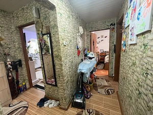 Caransebes, 3 Camere, Cf.,1. Dec., Zona Pipirig Polivalenta - imagine 12