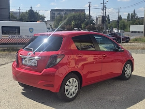 Toyota yaris clima 1.3 100 cp Benzina pilot automat  - imagine 4