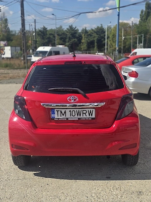 Toyota yaris clima 1.3 100 cp Benzina pilot automat  - imagine 6