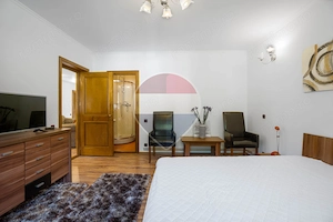 Vila de vanzare in Moeciu de Sus | Teren 4780mp | Comision 0% - imagine 7