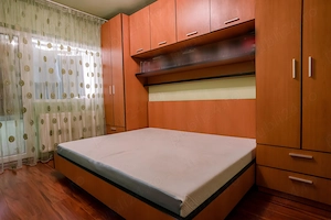 Inchiriez Apartament 3 camere, Rahova - imagine 10