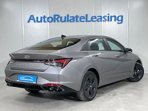 Hyundai Elantra - imagine 3