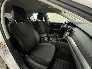 Skoda Octavia - imagine 10