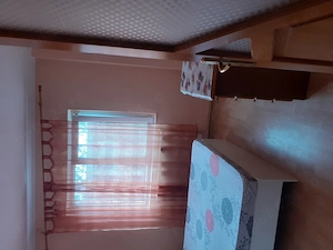 Proprietar închiriez apartament cu trei camere semidecomandat în Bacău  - imagine 9