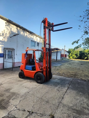 Vand motostivuitor Toyota 2,5 tone GAZ