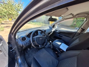 Ford fiesta  - imagine 5
