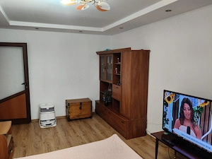 Închiriez apartament 2 camer decomandat - imagine 4