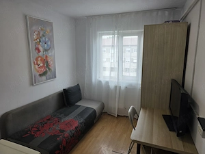 Proprietar, inchiriez garsoniera zona Dacia str Labirint - fara comision 185 euro