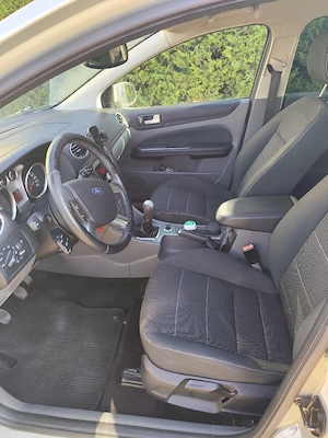 Ford Focus 2 Facelift 1.6 - imagine 4