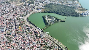 Teren de casa langa lac si metrou - imagine 4
