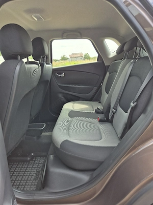 Renault Captur 2015 Euro 6 - imagine 8