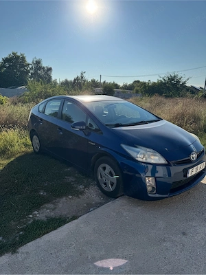 vand toyota prius - imagine 2