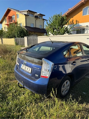 vand toyota prius - imagine 5