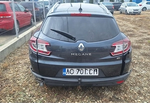 Vând Renault Megane 3 Bose an 2012 avariat - imagine 2