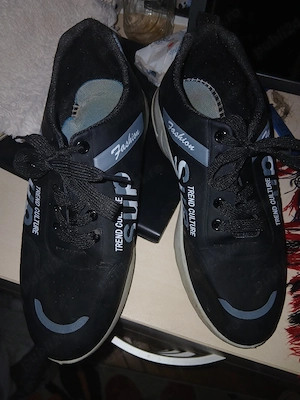 vand pantofi sport barbati 