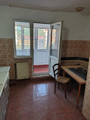 Apartament 2 camere, confort 1, mobilat și utilat   Micro 3, Bulevardul Republicii, Reșița - imagine 8