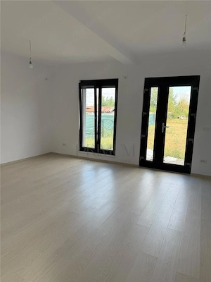 GIROC - CASA INDIVIDUALA - TEREN 900 MP - TOATE UTILITATILE - FINALIZATA