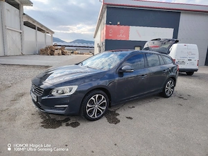 Se vinde Volvo V60 