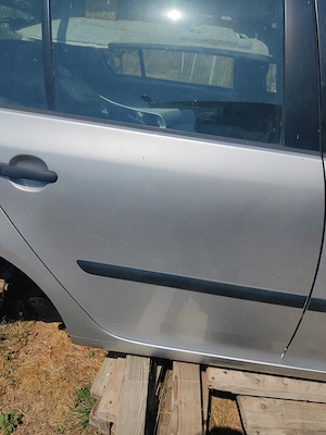 Dezmembrez golf 5 1.6 fsi...și motor 1.6 fsi  - imagine 5