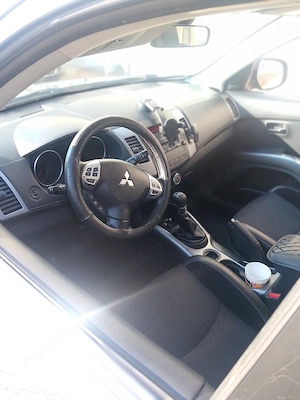 Mitsubishi outlander  - imagine 3