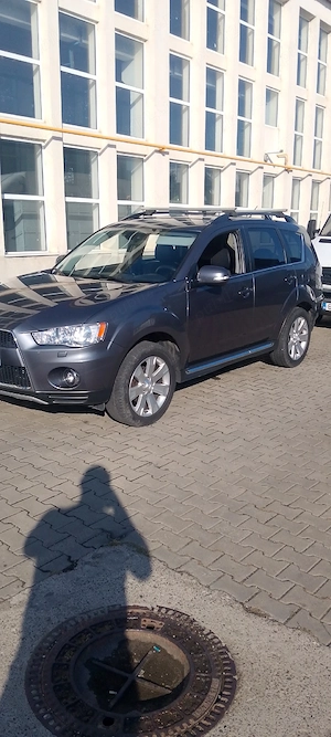 Mitsubishi outlander  - imagine 4