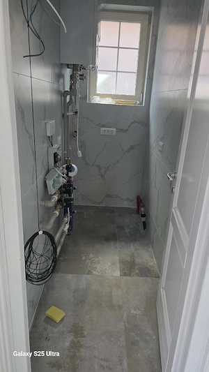 Ofer spre chirie casa noua lux ,Roman ,1000 Euro   luna  - imagine 9